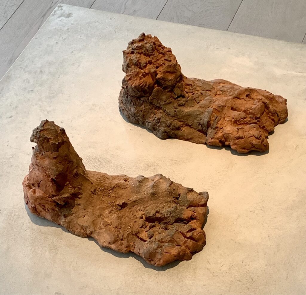 Huma Bhabha. Encounters: Giacometti at The Barbican. Photo by Caroline Banks.